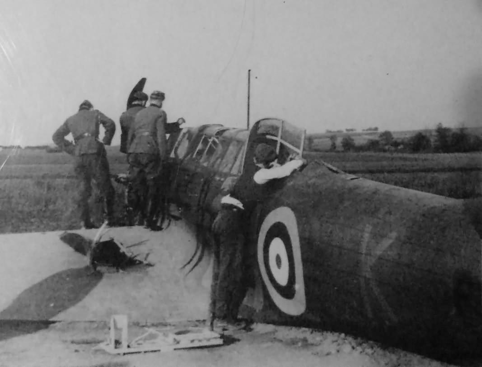 Fairey Battle I RAF 105Sqn GBK P2200 belly landed Battle of France May 1940 ebay 03
