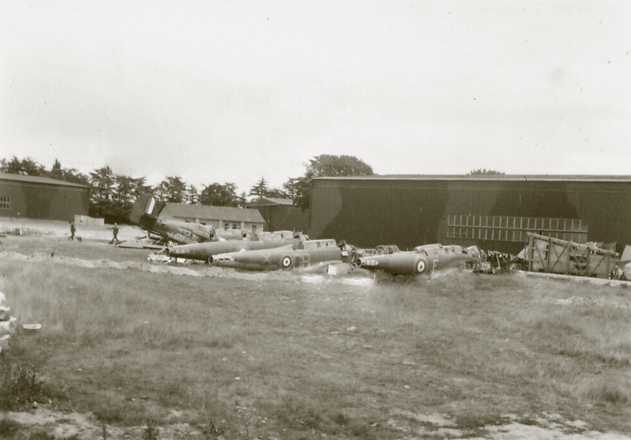 Fairey Battle I RAF 105Sqn GBX P2190 abandoned airframe Battle of France 1940 eBay 01