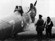 Asisbiz Fairey Battle I RAF 226Sqn MQZ return from a recon mission France 1940 01