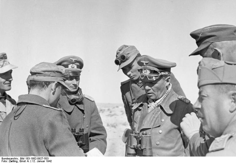 Field Marshal Erwin Rommel Bei Italienischer Division Bundesarchiv Bild 183 1982 0927 503