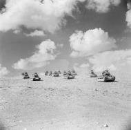Asisbiz Operation Crusader Tobruk 1941 British Matilda tanks move forward at Tobruk 01