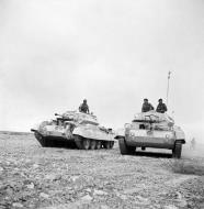 Asisbiz Operation Crusader tanks moving to forward positions in the Western Desert 01
