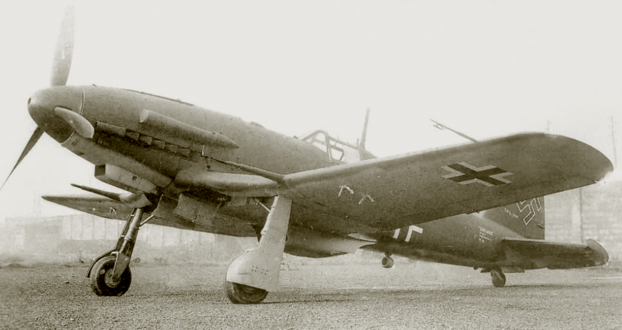 Luftwaffe Fiat G.55 Centauro during tests in Germany 1943 02