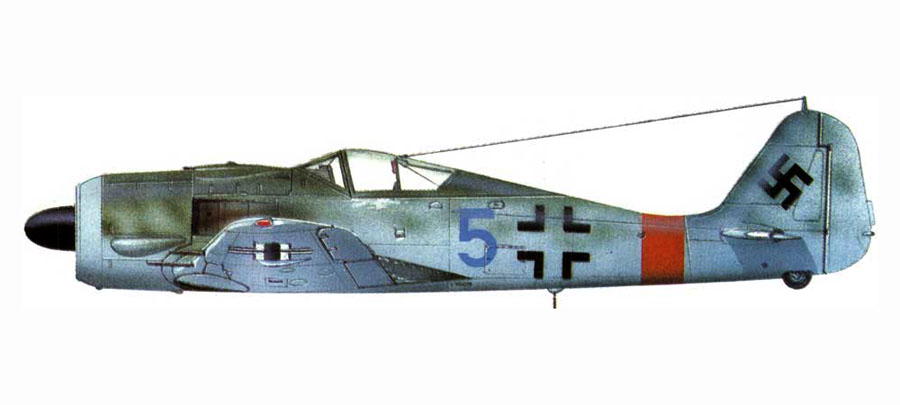 Focke Wulf Fw 190A8 II.JG1 Blue 5 Bodenplatte 1945 0A