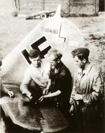 Asisbiz Focke Wulf Fw 190A6 1.JG1 White 5 Rudolf Hubl WNr 550490 Holland Oct 8 1943 01