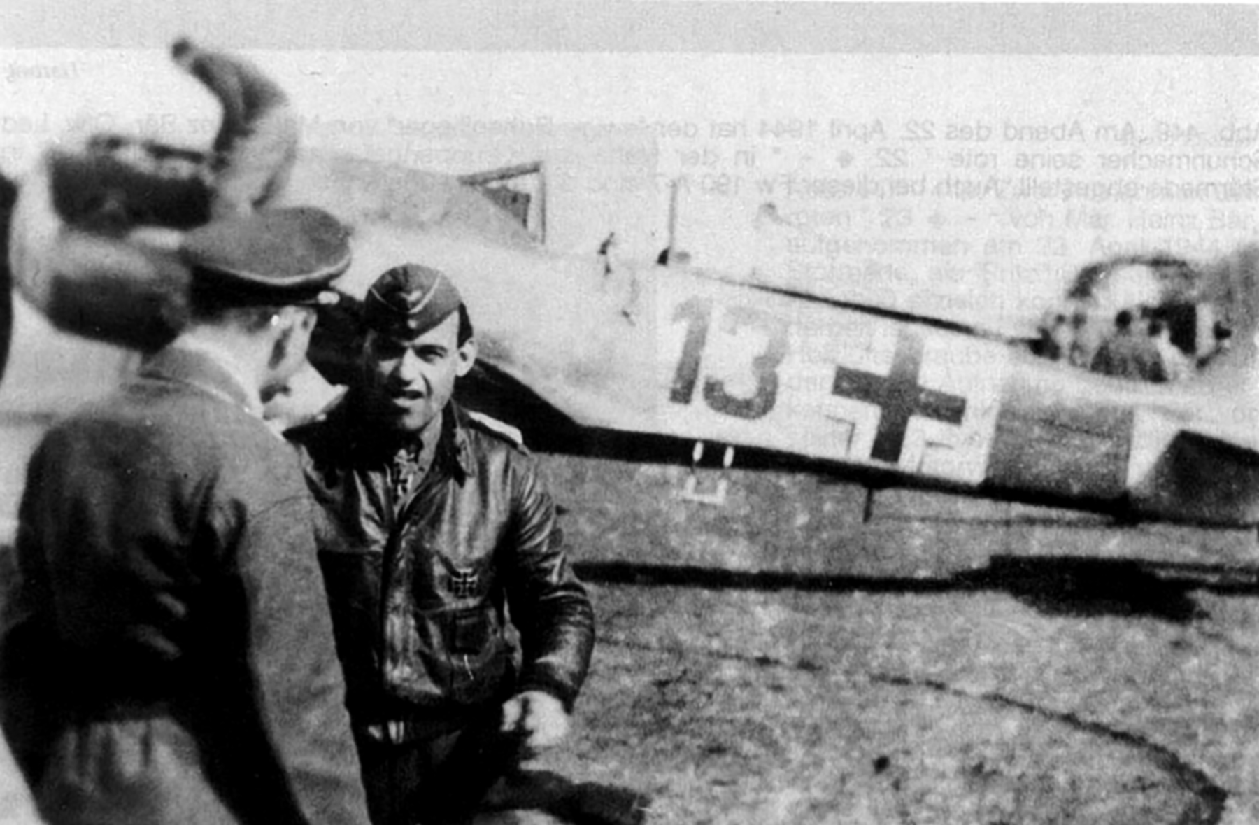 Focke Wulf Fw 190A8 II.JG1 Red 13 Heinz Bar 1944 02
