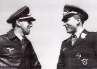 Asisbiz Aircrew Luftwaffe pilot 9.JG52 Graf and Alfred Grislawski Crimea Russia July 1942 01