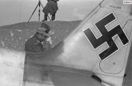 Asisbiz Focke Wulf Fw 190A4 6.JG2 Yellow 1 Kurt Buhligen WNr 145681 at Kairouan Tunisia May Jun 1943 05