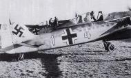 Asisbiz Focke Wulf Fw 190A 9.JG2 Yellow 4 Siegfried Schnell WNr 746 Vannes France Feb 1943 03