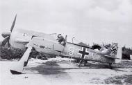 Asisbiz Focke Wulf Fw 190A2 7.JG2 (W9+I) Willi Stratmann France 1942 01