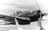 Asisbiz Focke Wulf Fw 190A8 11.JG3 (B8+~) Willi Maximowitz Dreux 1944 02