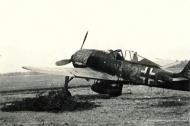 Asisbiz Focke Wulf Fw 190A8 6.JG300 Yellow 2 Hubert Engst WNr 682181 Lobnitz 1944 04