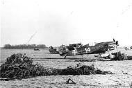 Asisbiz Focke Wulf Fw 190A8 7.JG300 White 14 Erich Staschewski Lobnitz 1944 01