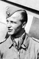 Asisbiz Aircrew Luftwaffe JG51 ace Josef Jennewein 01