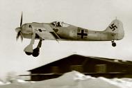 Asisbiz Focke Wulf Fw 190A4 1.JG54 White 1 Krasnogvardiesk Russia 1942 43 02