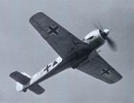 Asisbiz Focke Wulf Fw 190A SG1 White F Triangle April 1943 01