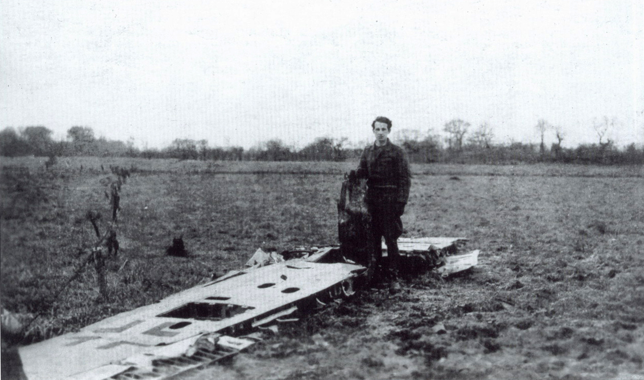 Focke Wulf Fw 190D9 III.SG1 Gerhard Wolff WNr 211000 crash site 1946 02