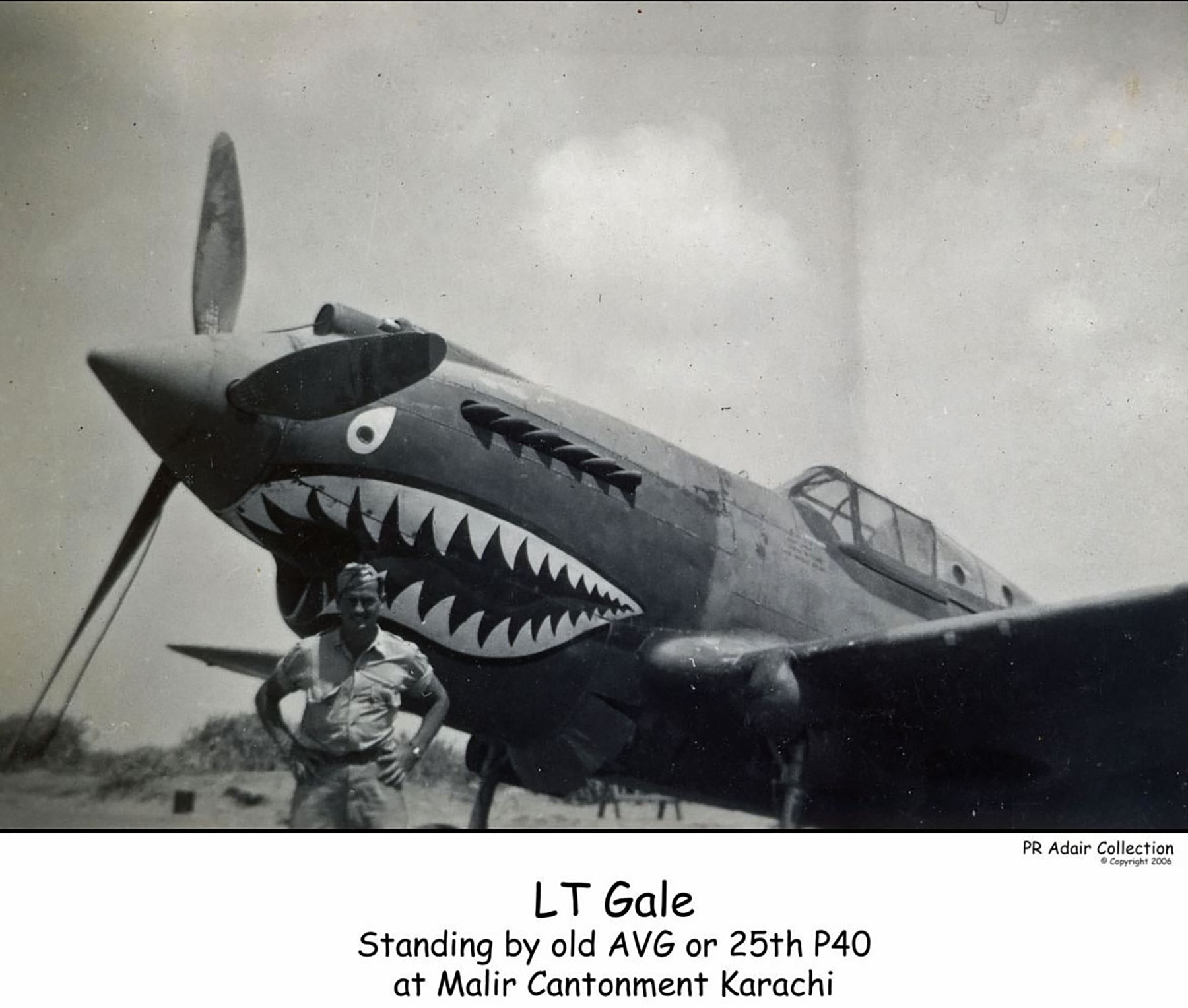 Curtiss Hawk 81A 10AF 51FG25FS Karachi India 01