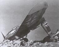Asisbiz Heinkel He 111H V.KG55 G1+SJ destroyed by bomb blast 01