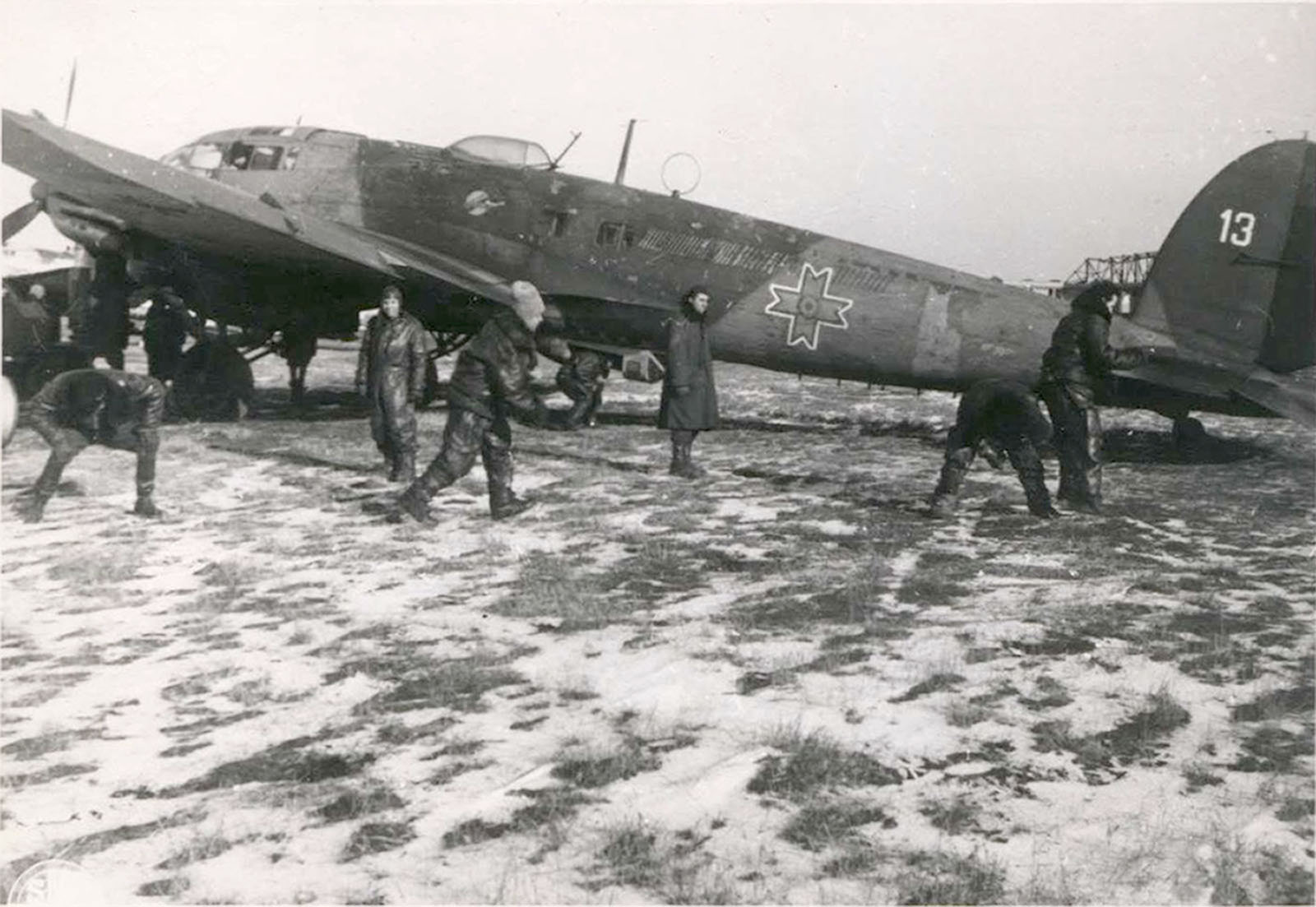 Heinkel He 111H RRAF White 13 Romania 01