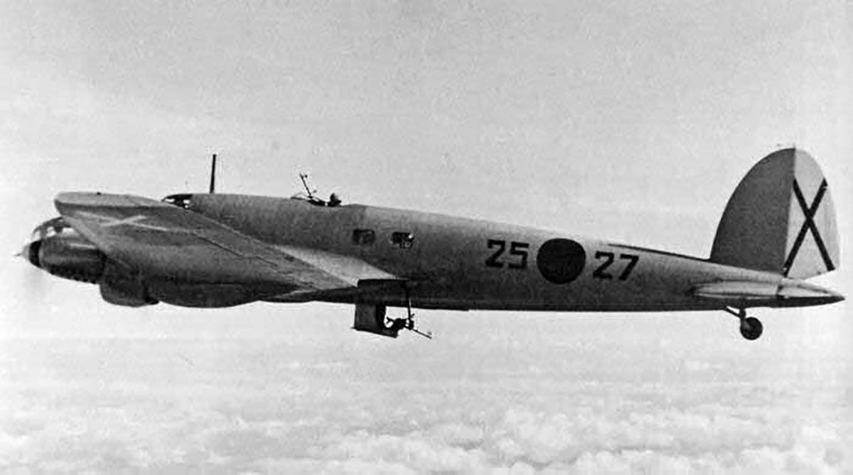 Asisbiz Heinkel He 111P 3.KG53 A1+BL with night camouflage