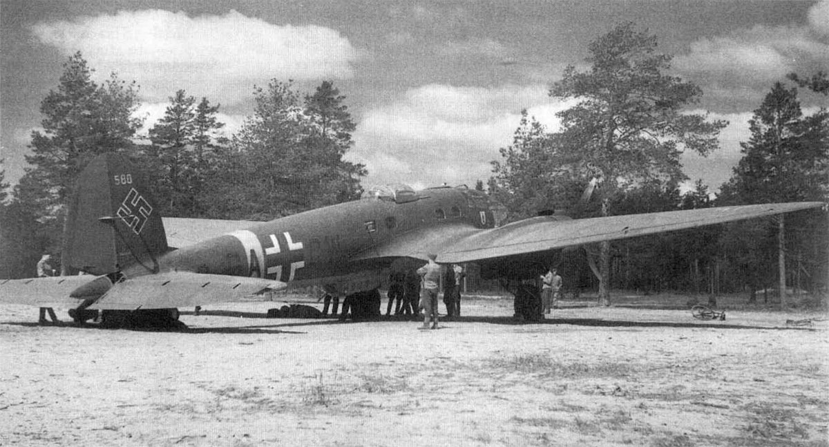 Heinkel He 111P Stkz GA+PW WNr580 Finland 1942 01