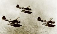 Asisbiz Heinkel He 114A2 Stkz IY+YG in flight ebay 02