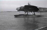 Asisbiz Heinkel He 115C KuFlGr906 8L+xx oored in Holland Nov 1940 NIOD