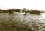 Asisbiz Heinkel He 115C1 1.KuFlGr906 8L+BH white B after landing LSp175b