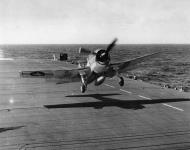 Asisbiz Grumman F6F 3 Hellcat VF 25 White 12 tries to land on CVL 25 USS Cowpens off Hawaii 01