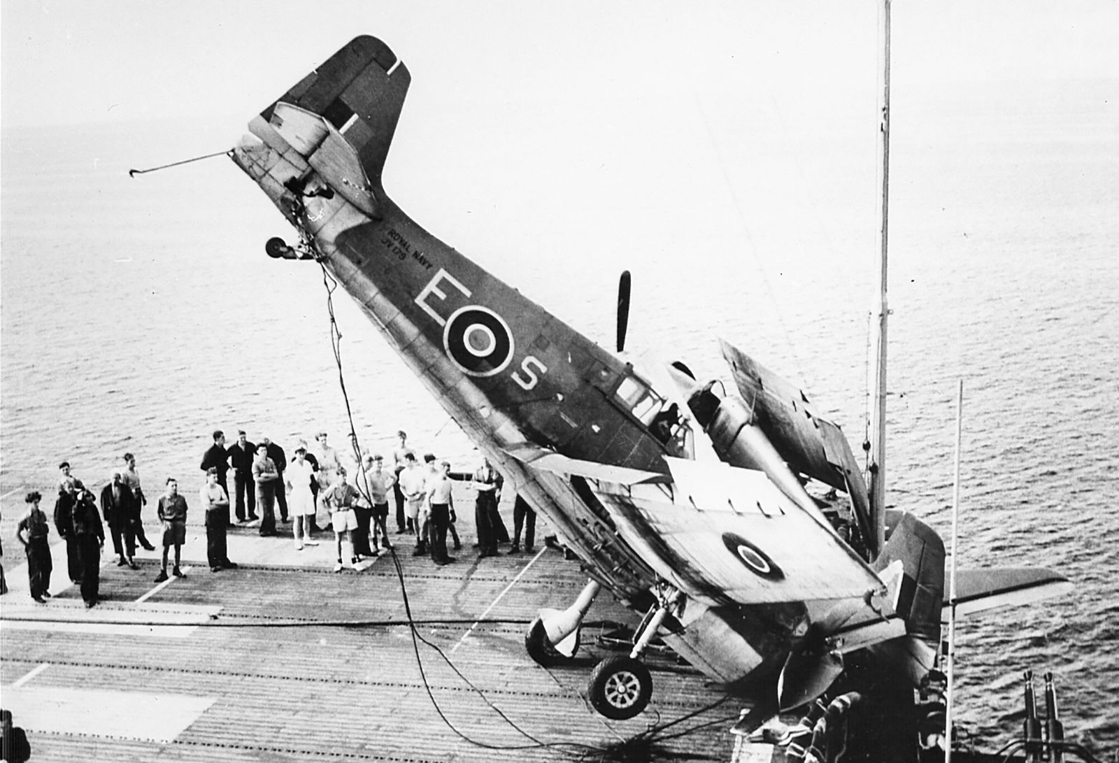 Fleet Air Arm 800NAS or 804NAS Grumman Hellcat MkI ES JV179 landing mishap HMS Emperor May 1944 01