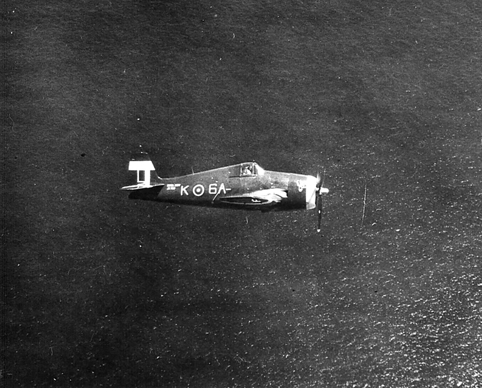 Grumman Hellcat MkII RN FAA 804NAS K6A JX700 on patrol SEAC 1945 01