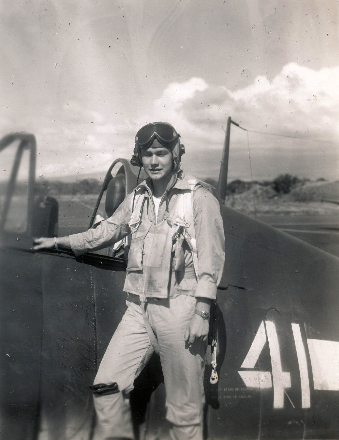 Aircrew USN VBF 8 Ens Blank NAS Puunene 1945 01