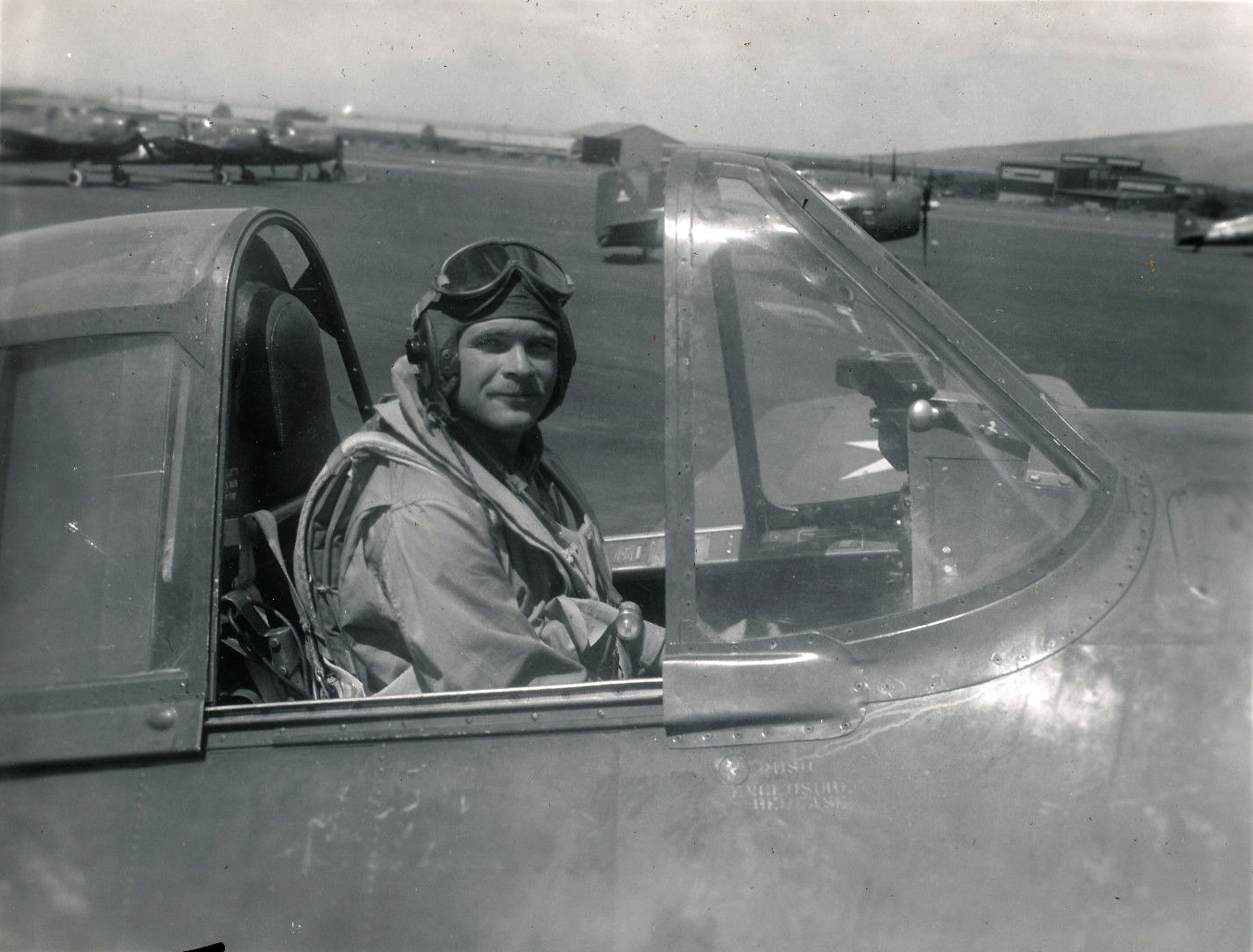 Aircrew USN VBF 8 Ens Dick Carlson NAS Puunene 1945 01