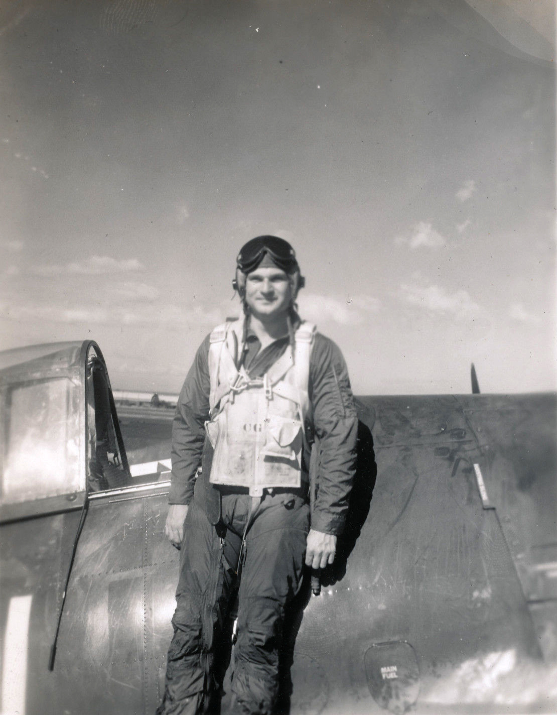 Aircrew USN VBF 8 Lt Mitch Mitchell NAS Puunene 1945 01