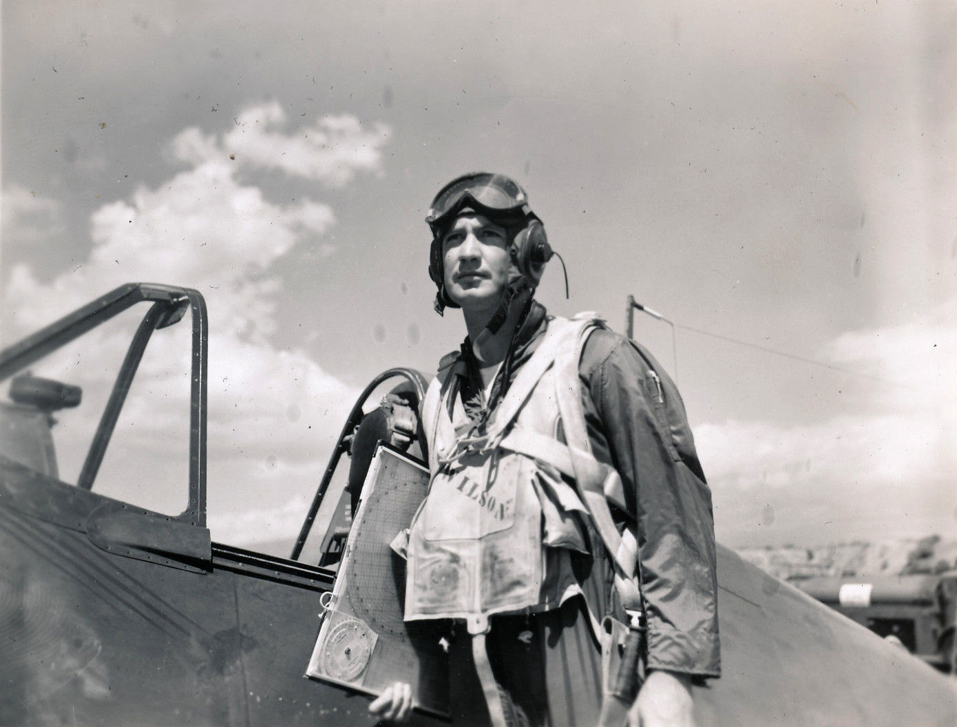 Aircrew USN VBF 8 LtJG Wilson NAS Puunene 1945 01
