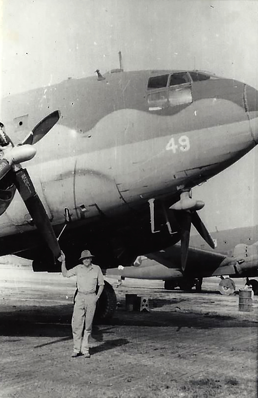 Curtiss C 46 Commando White 49 at Kwajalein 1945 02