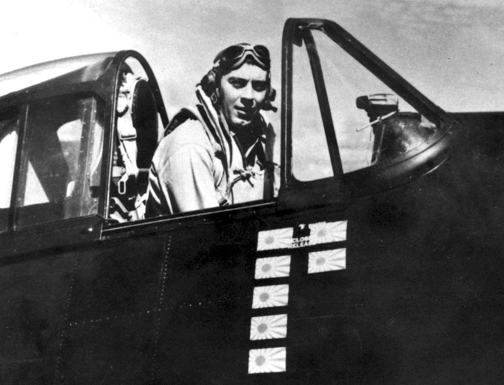 Aircrew USN VF 19 Ace Bruce Williams 01