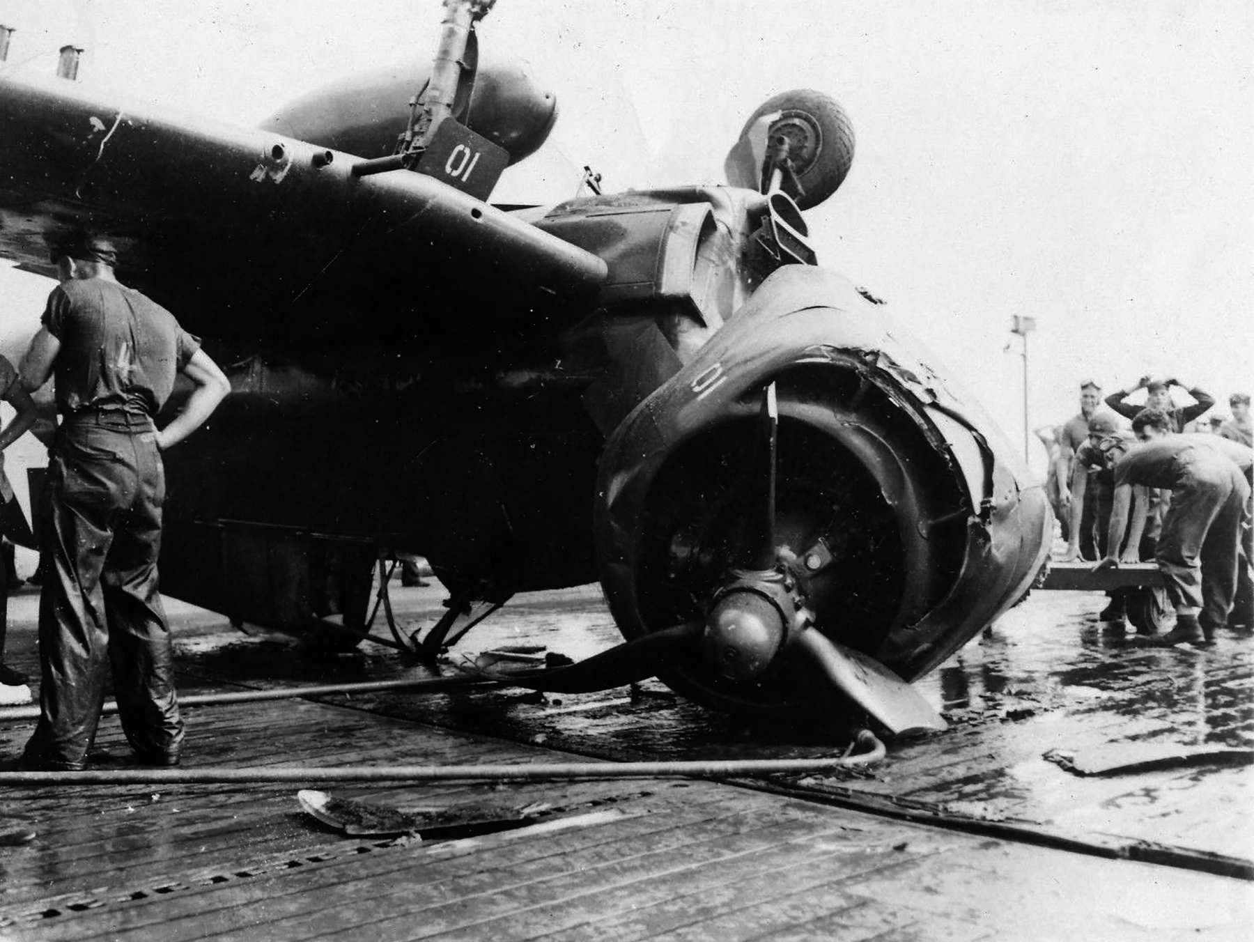 Grumman F6F 5 Hellcat VF 36 White 10 landing mishap CVE 112 USS Siboney Aug 1945 May 1946 05