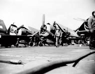 Asisbiz Grumman F6F 5 Hellcat VF 45 Black 24 aboard CVL 30 USS San Jacinto 1945 01
