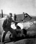 Asisbiz Aircrew USN LTJG Alex Vraciu VF 6 Hellcat ace 1944 03