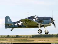 Asisbiz Airworthy warbird Gumman F6F Hellcat BuNo 80141 G BTCC showing VF 6 White 19 Alexander Vraciu markings 10