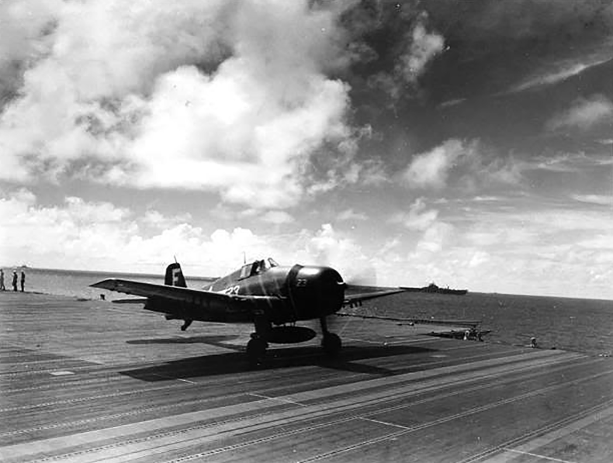 Grumman F6F 3 Hellcat VF 83 White F23 taking off from CV 9 USS Essex 01