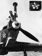 Asisbiz Hawker Hurricane II Trop being readied for comabt units Egypt 1941 02