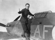 Asisbiz Hurricane I RAF 607Sqn Miroslaw Orzechowski at RAF Usworth 14th Jan 1941 IWM HU128318