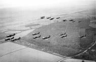 Asisbiz Showing group formations RAF 1Sqn Hurricanes and RAF 266Sqn Spitfires over England Oct 1940 01