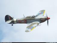 Asisbiz Airworthy Warbird Hawker Hurricane IIc RAF 1Sqn JXE PZ865 06