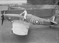 Asisbiz Hawker Hurricane I RAF 1Sqn JXB Arthur V Clowes P3395 England 1940 IWM CH17331