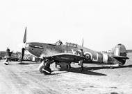 Asisbiz Hawker Hurricane I RAF 71Sqn XRJ V7608 England 1941 02