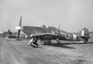Asisbiz Hawker Hurricane I RAF 71Sqn XRJ V7608 at Kirton in Lindsey Lincolnshire England 1941 CH2412